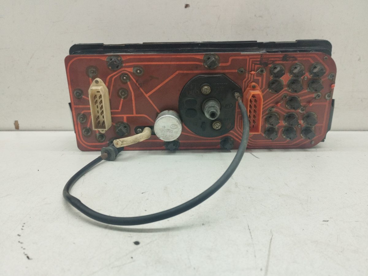 Tablero de Instrumentos Lada Samara (2108/2109) 1986-1999 Hanseat 1.5L 53kW 395479