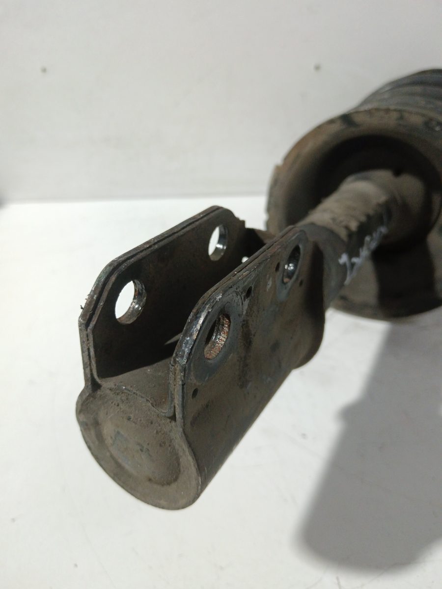 Amortiguador Delantero Der/Izq Renault Megane I Classic (LA0) 1996-2001 7700412915