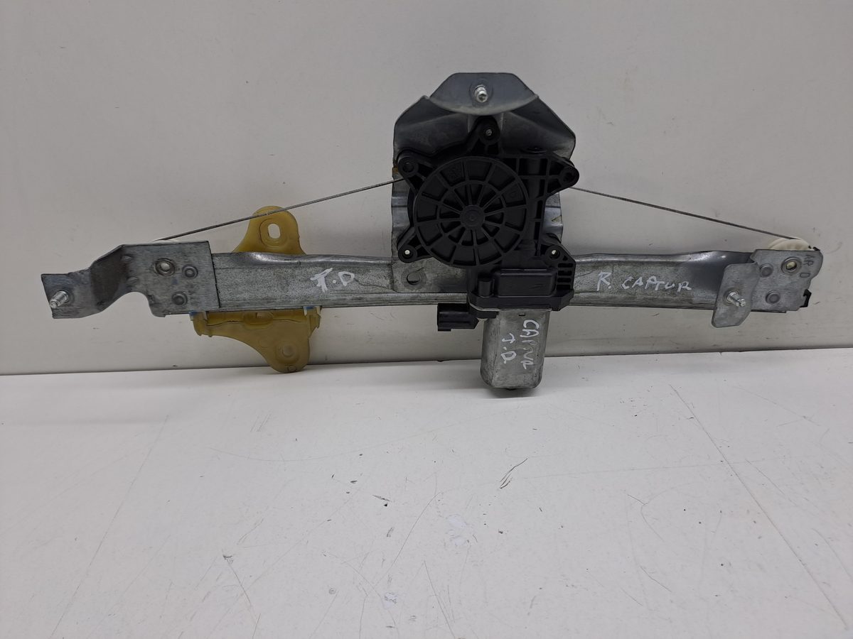 Alza Cristal Trasero Derecho Electrico Renault Captur desde 2013 Dynamique 827009380R