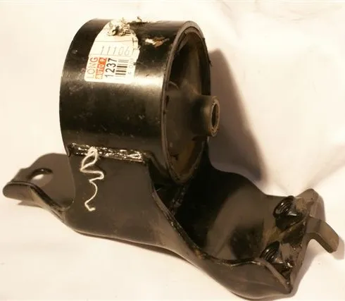 SOPORTE MOTOR DEL IZQ TOYOTA CORONA 2.0 D