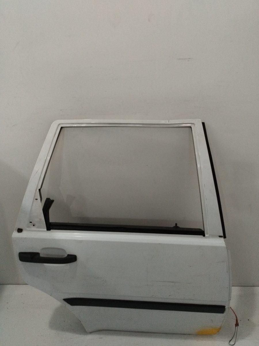 Puerta Trasera Derecha Volvo Serie 440 1988-1997 Básico