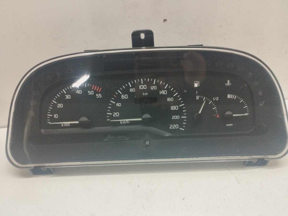 Tablero de Instrumentos Renault Laguna (B56) 1998-2001 1.9 dCi Diesel CAT 7700829453M