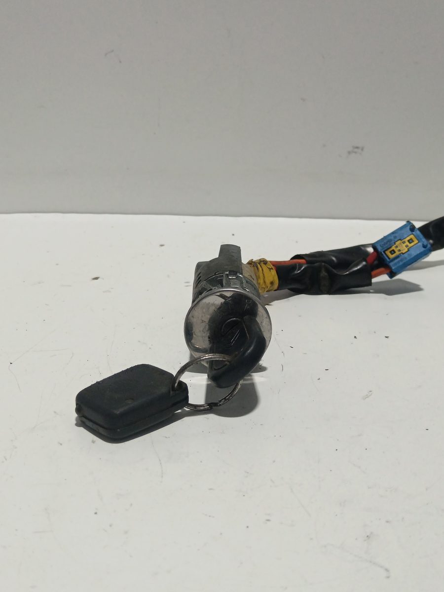 Llave de Arranque Peugeot 206 Cc 2001-2007 CC 2.0L 100kW