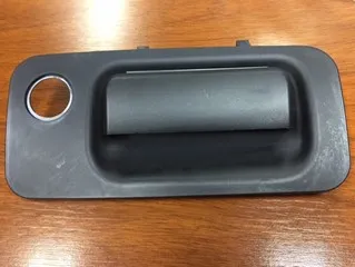Manija de puerta exterior delantera derecha