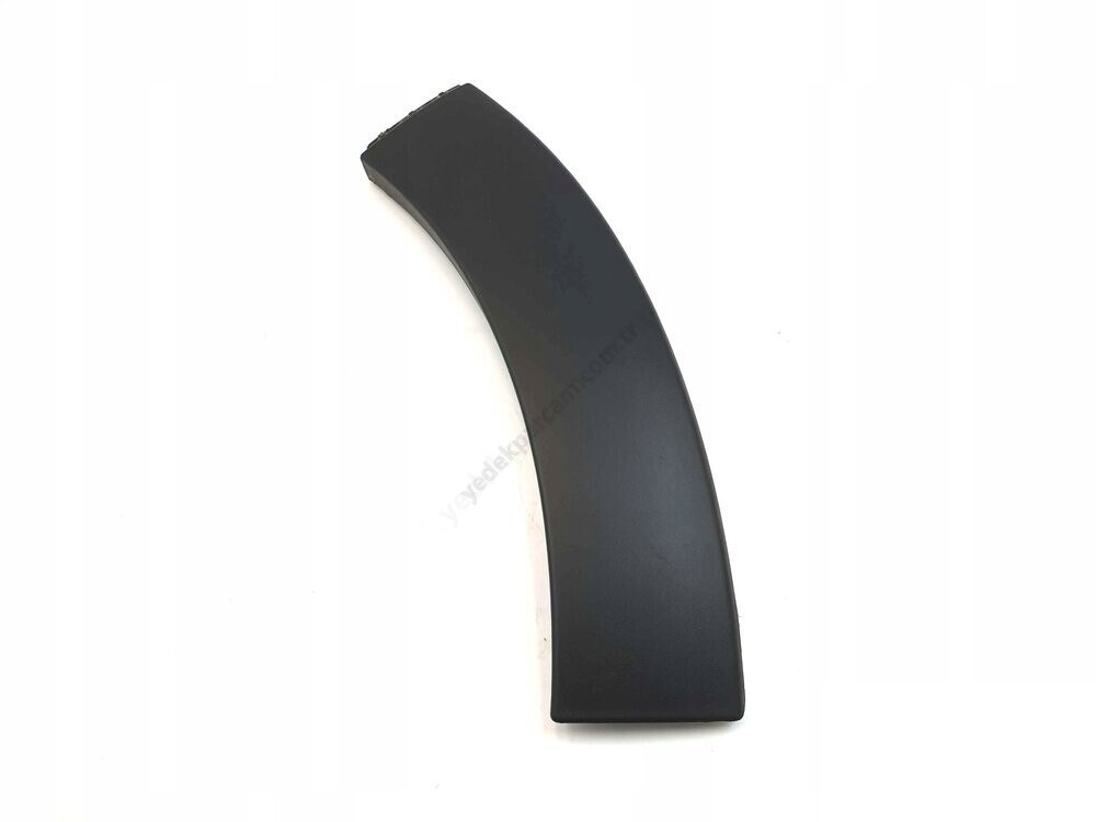 Moldura de paragolpes trasero