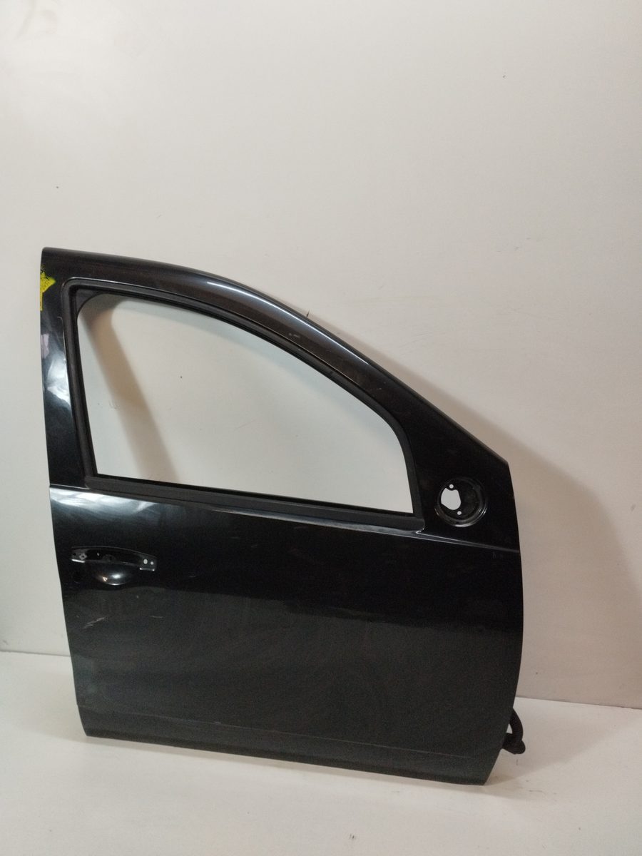 Puerta Delantera Derecha Renault Duster desde 2010 Laureate 4×2