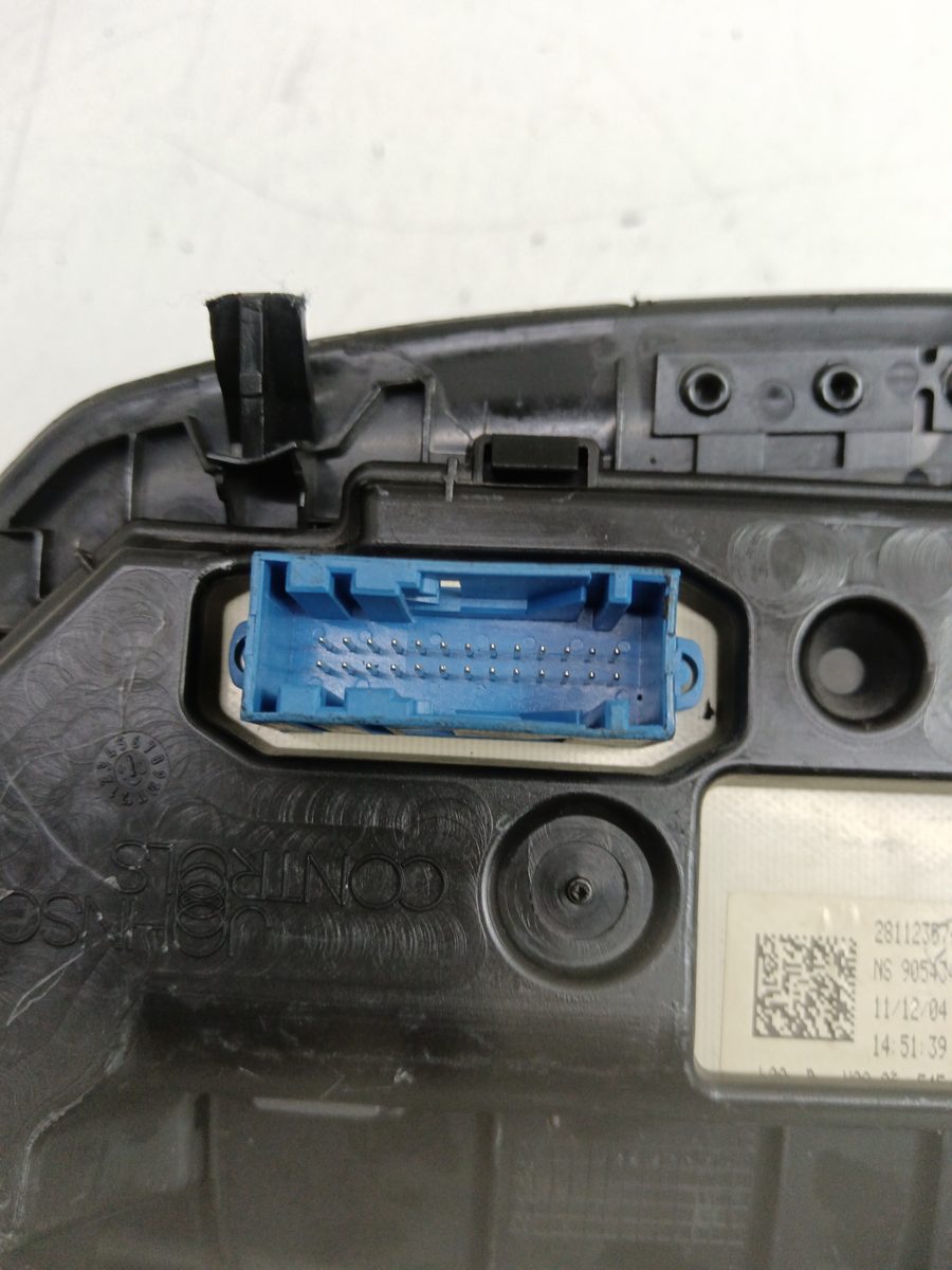 Tablero de Instrumentos Citroën C4 Coupe 2004-2011 Collection 1.6L 80kW 96572391ZD