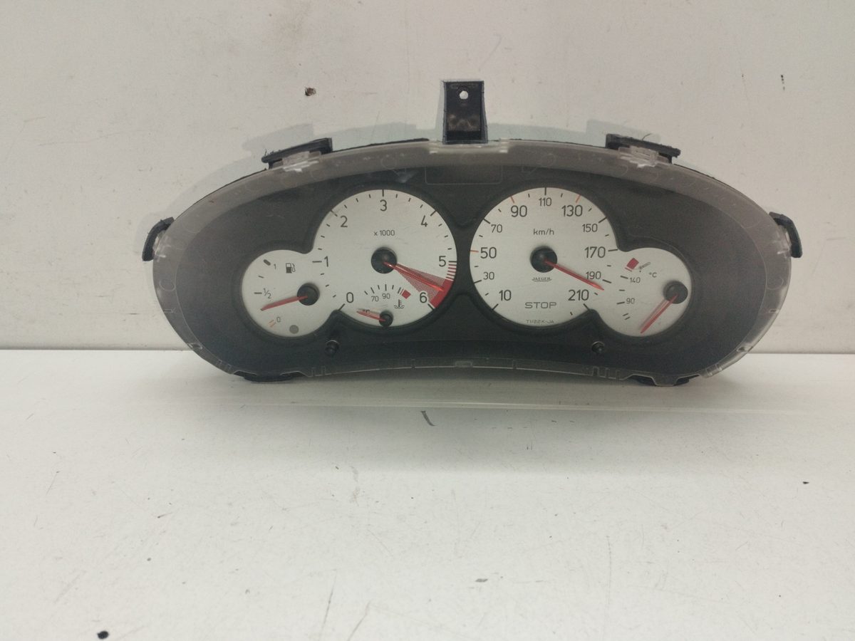 Tablero de Instrumentos Peugeot 206 Berlina 1998-2010 XR 1.9L 51kW 9651740480