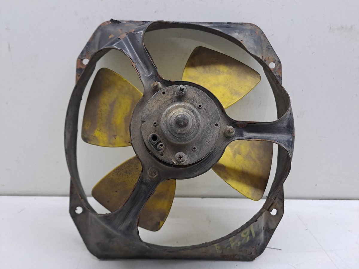 Electroventilador Ford Fiesta Berl./express desde 1976 1.6 Diesel 1.6L 40kW 77FB8600