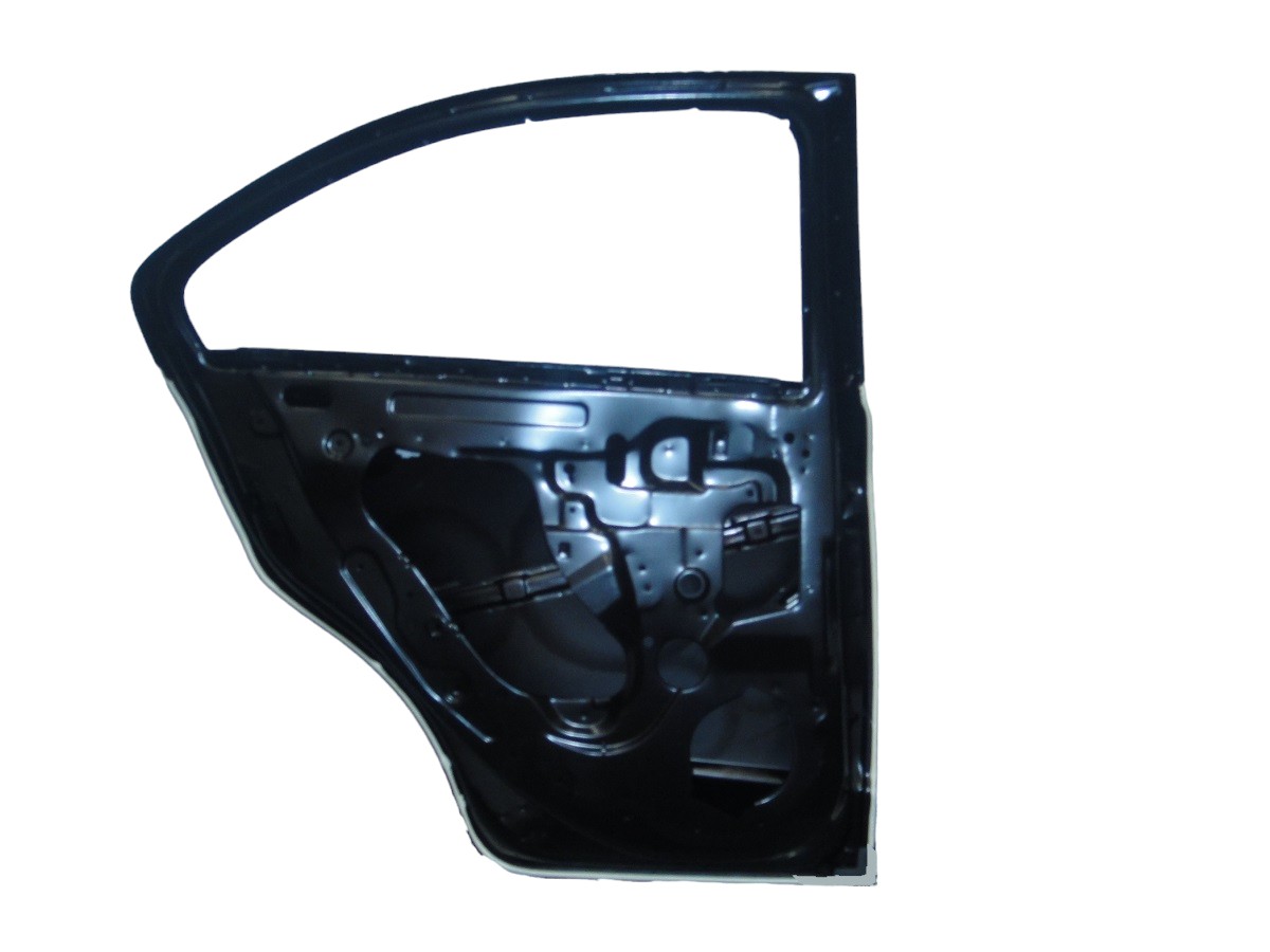 PUERTA TRASERA IZQUIERDA CHEVROLET SONIC SEDAN 2012/