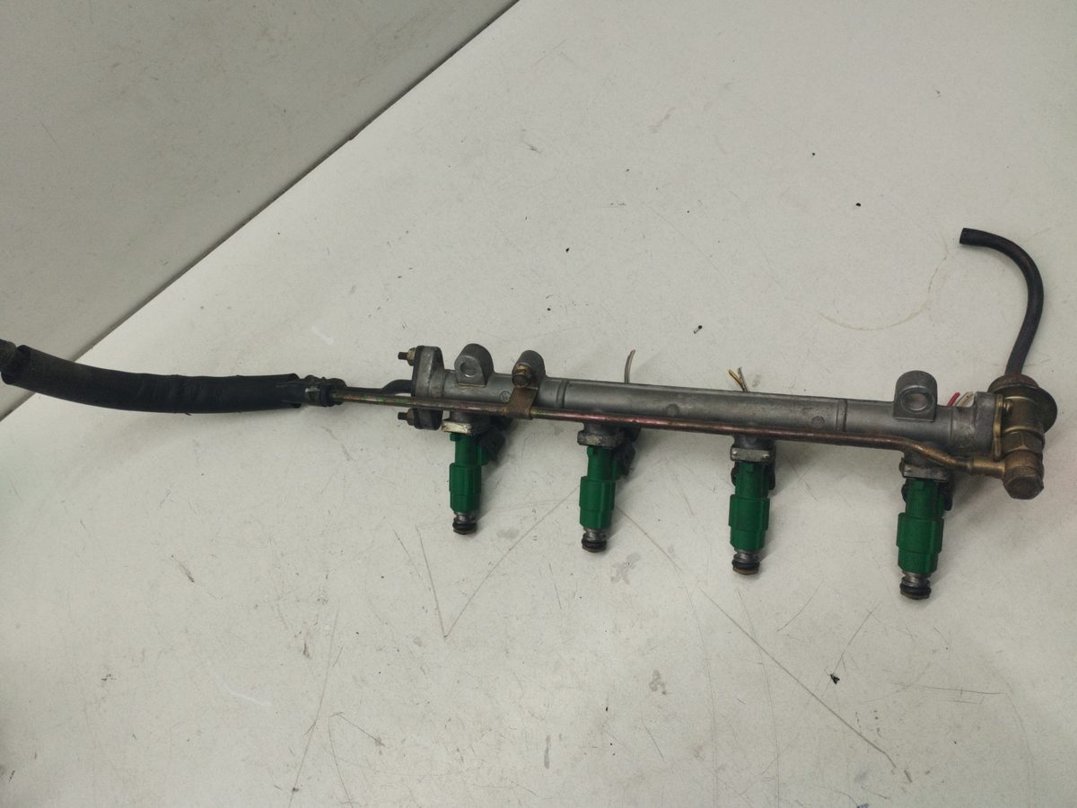 Rampa Inyectora Hyundai Accent (X3) 1997-1999 1.3 GLS 1.3L 44kW 3531022060