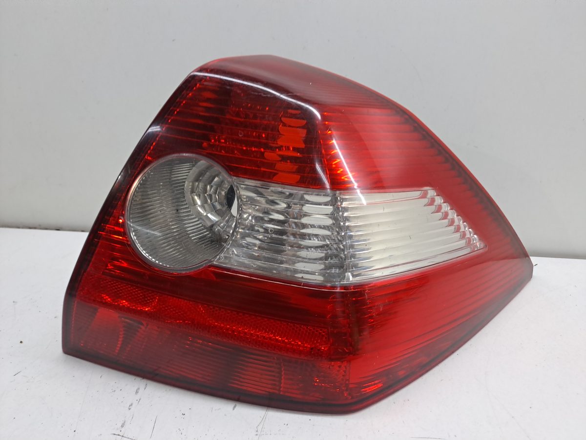 Farol Trasero Derecho Exterior Renault Megane Ii Classic Berlina 2003-2010
