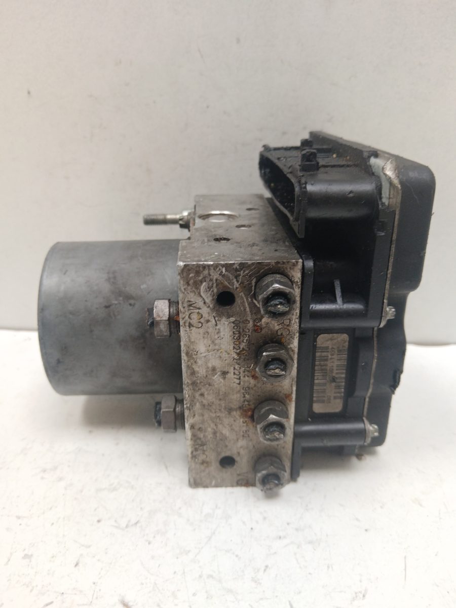 Modulo Abs Citroën C4 Berlina 2004-2011 Exclusive 1.6L 80kW 9649988180