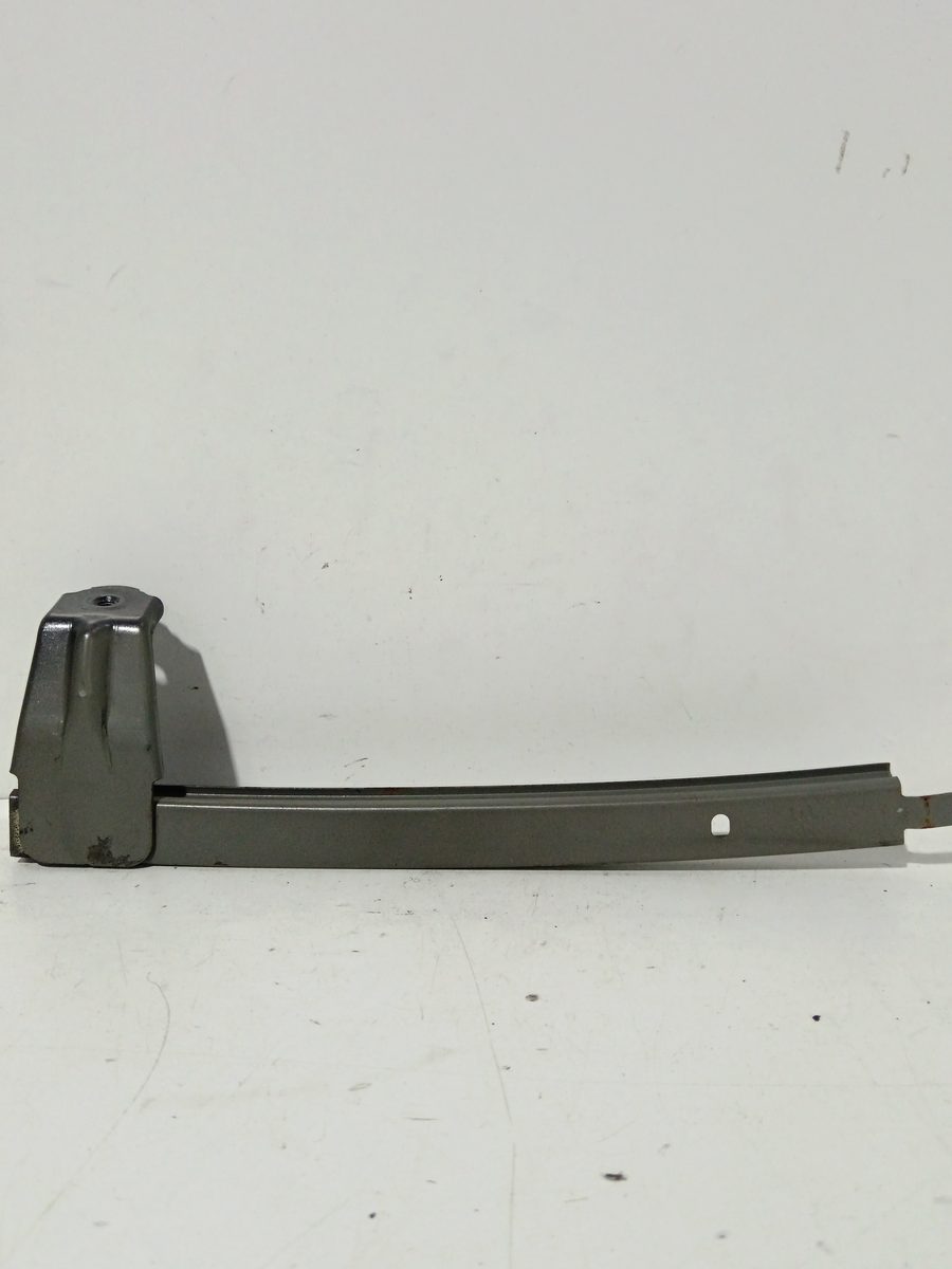 Guias de Vidrio Delantero Derecho Toyota Corolla (E15) 2006-2011 Luna