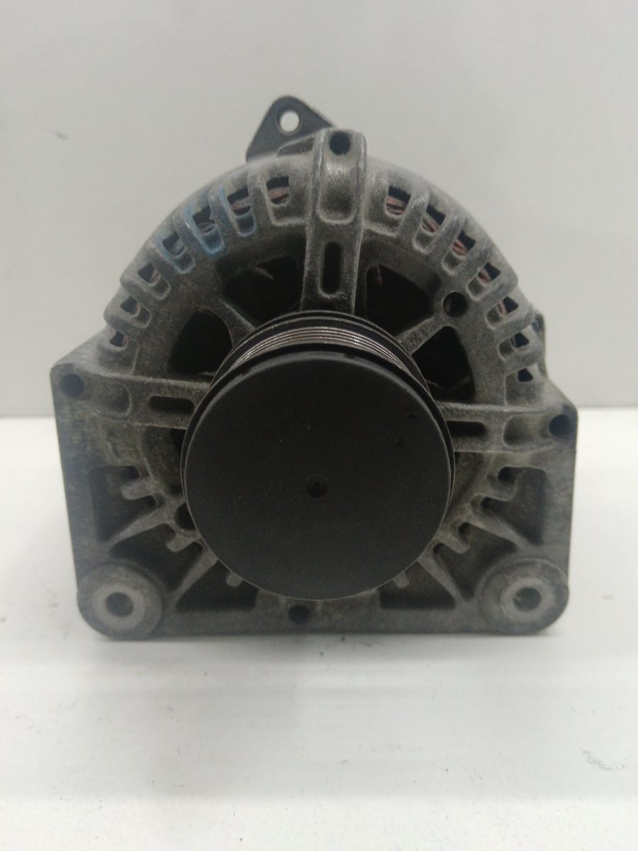 Alternador Renault Duster 2010-Actualidad 1.5 dCi Diesel FAP CAT 1.5L 79kW 8200667608A