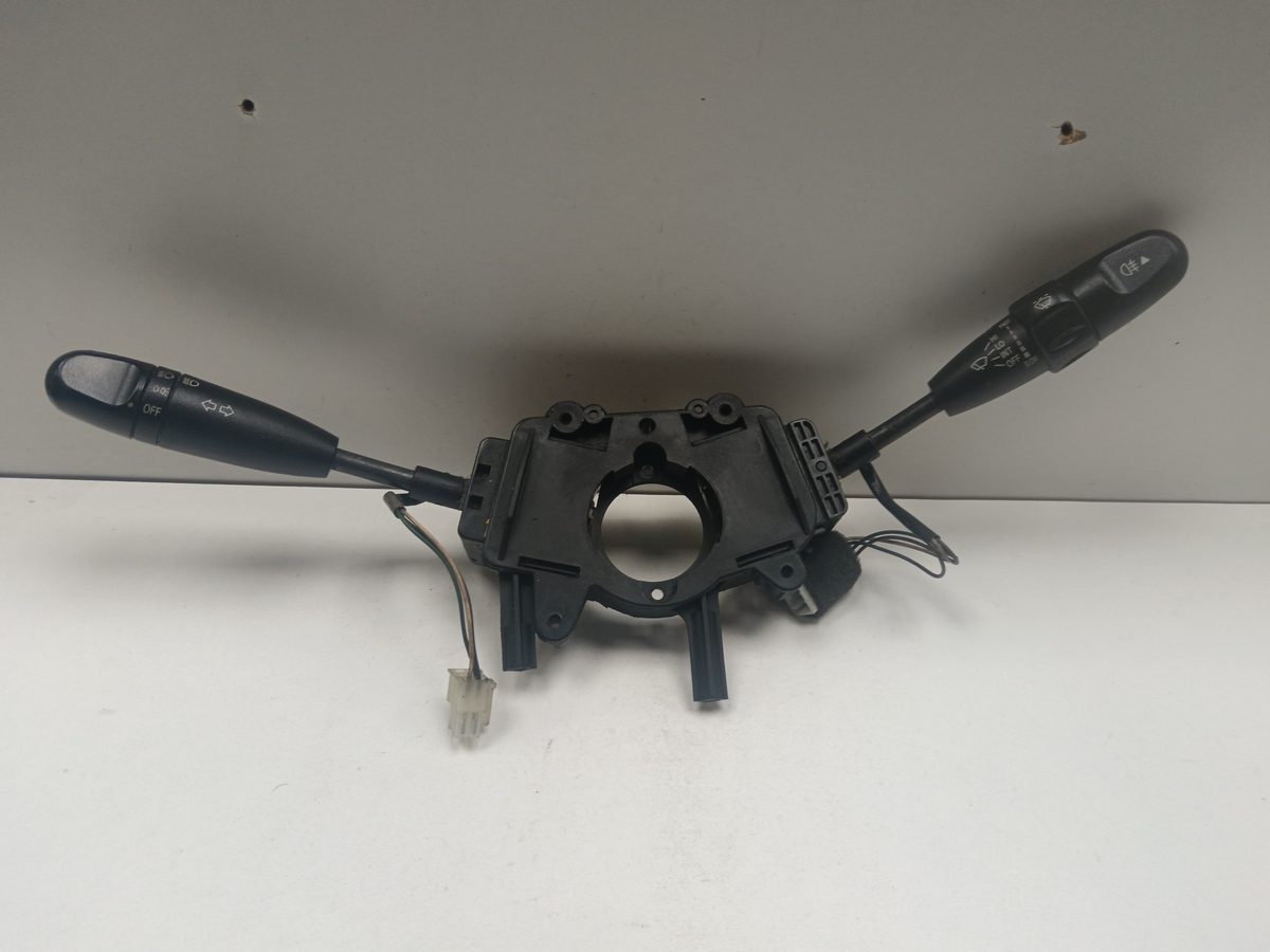 Llave de Luces Limpiaparabrisas Chevrolet Aveo 2006-2012 LS 1.4L 74kW