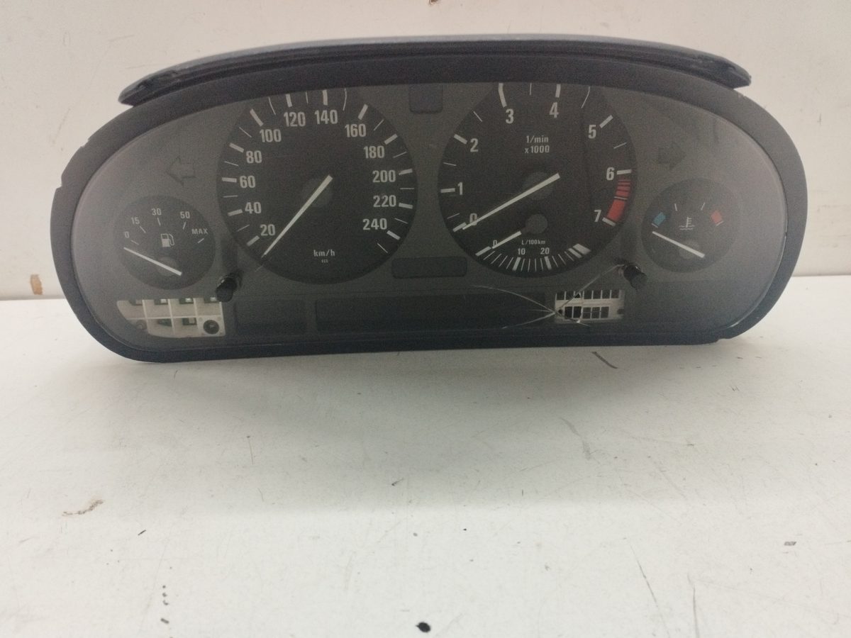 Tablero de Instrumentos BMW Serie 7 (E38) 1994-2001 3.0 24V Turbodiesel CAT 62118352029