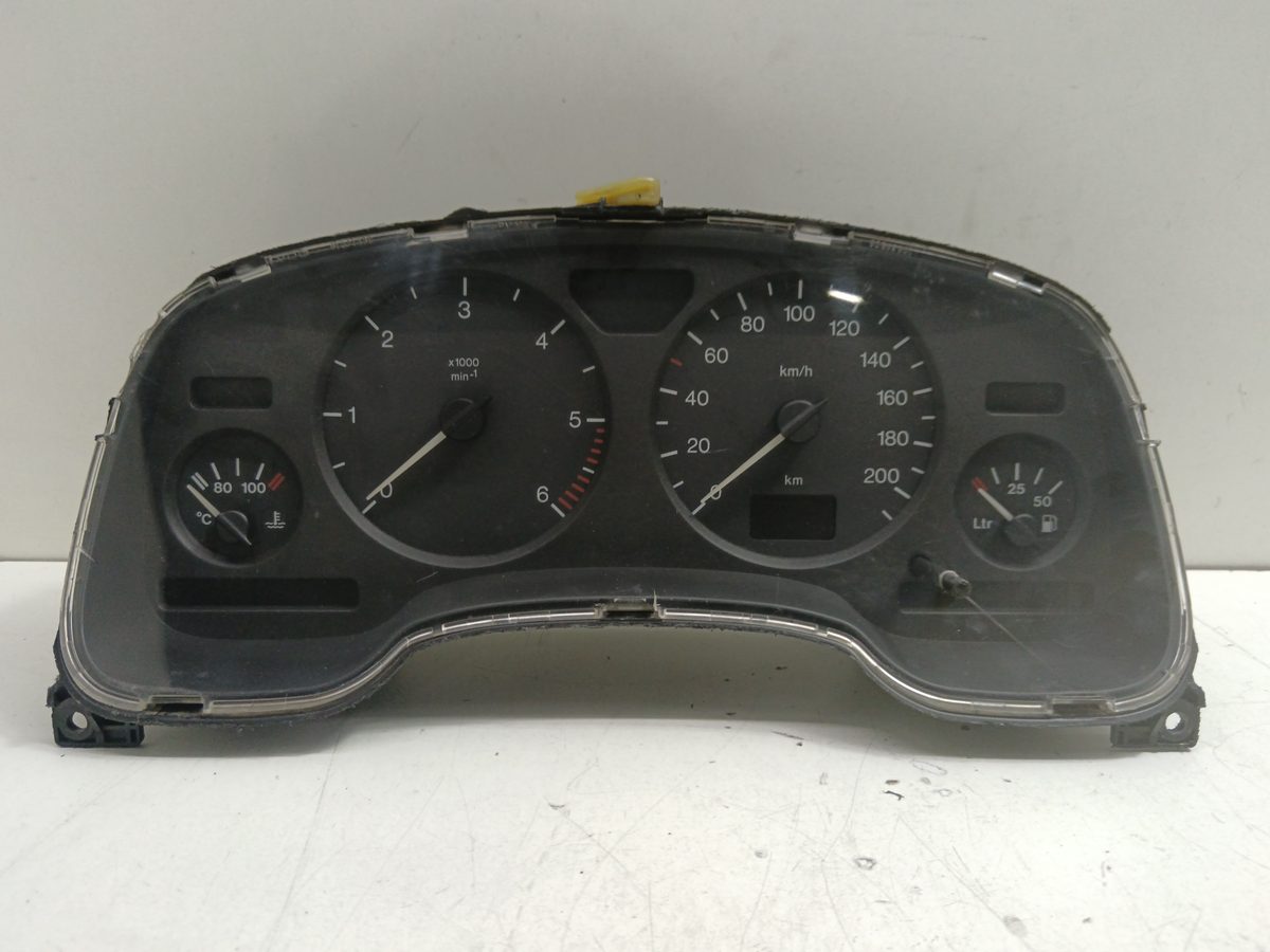 Tablero de Instrumentos Opel Astra G Berlina 1998-2004 Comfort 2.0L 74kW 90561451QK