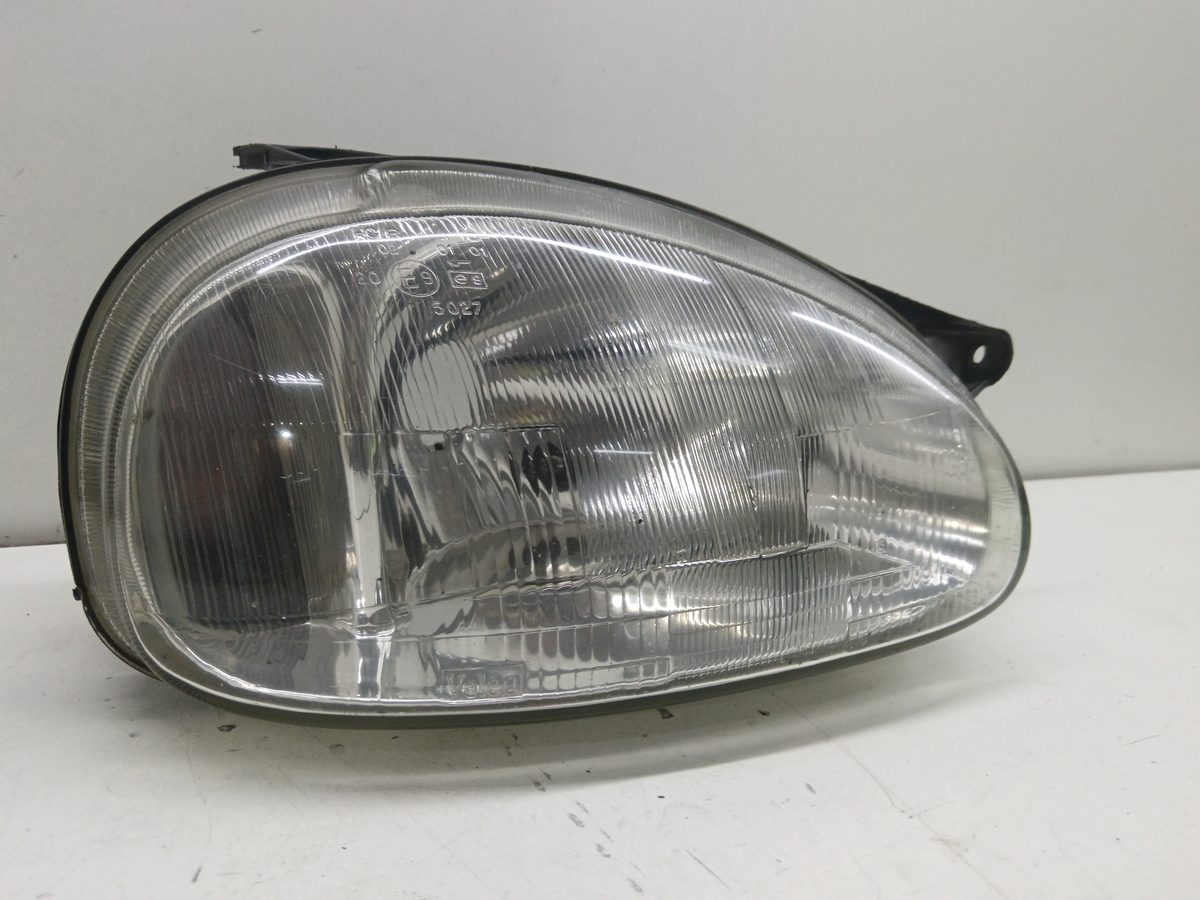 Faro Delantero Derecho Chevrolet Corsa B 1996-2000 Diesel 90444787