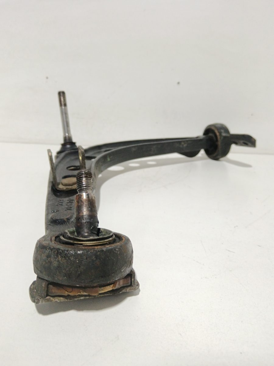 Parrilla de Suspension Inferior Trasera Izquierda BMW Serie 3 Berlina (E36) 1990-1998