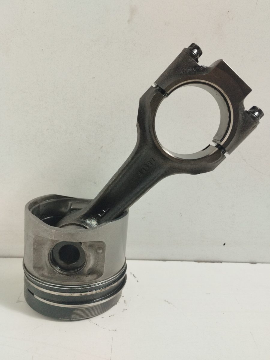 Piston Y Biela Ford Mondeo Berlina (GD) 1996-2001 1.8 Turbodiesel CAT 1.8L 66kW