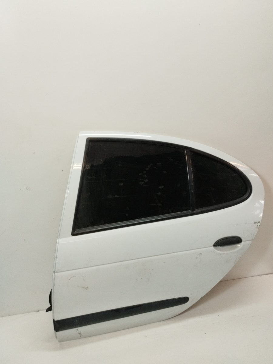 Puerta Trasera Izquierda Renault Megane I Classic (LA0) 1996-2001 Alize