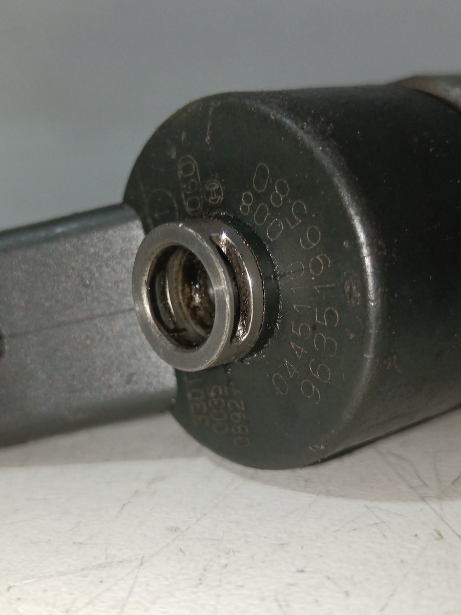 Inyector Lancia Zeta 1995-2002 2.0 16V CAT 2.0L 97kW 0445110008