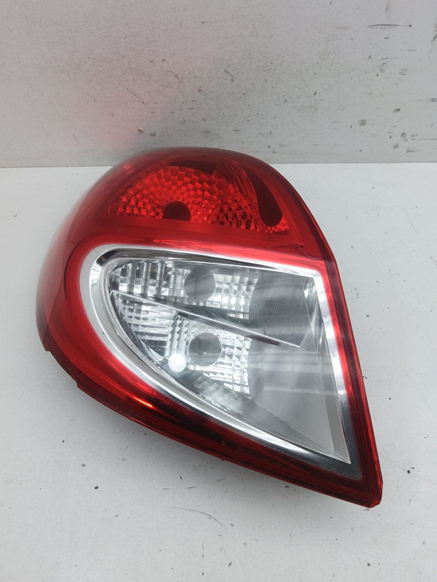 Farol Trasero Izquierdo Exterior Renault Clio Iii 2005-2016 Confort Expression