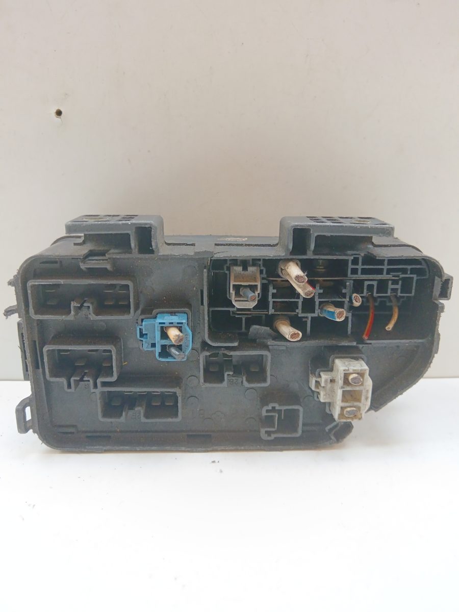 Caja Reles / Fusibles Honda Civic Berlina (EG/EH) 1991-1996 1.5 LSi 4 Berlina (EG8)