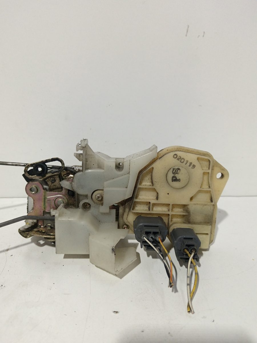 Cerradura Puerta Delantera Derecha Honda Fit (GD1/5) 2002-2008 Drive