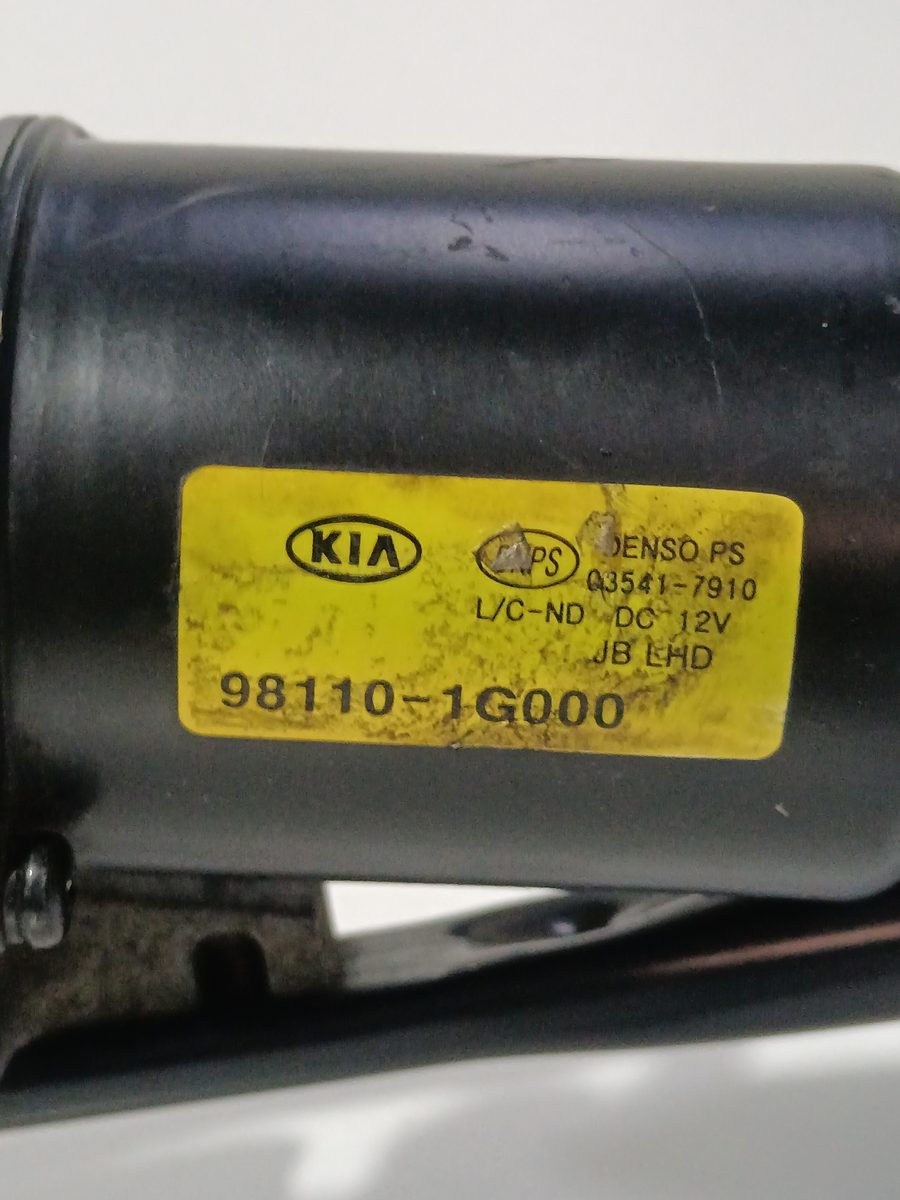Maquina Limpia Parabrisa Hyundai Accent (MC) 2006-2010 GL 1.4L 71kW 981101G000
