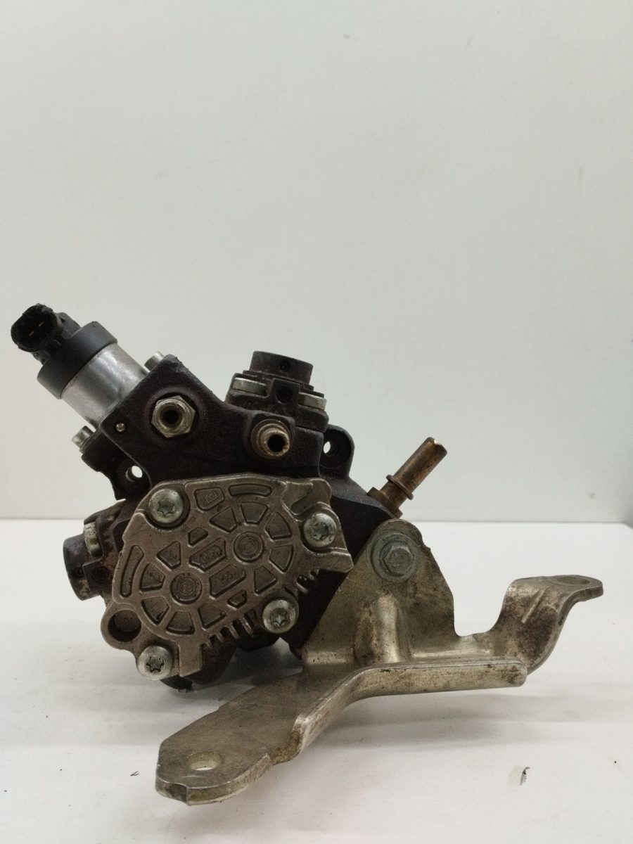 Bomba Inyeccion Peugeot 206 Berlina 1998-2010 1.6 HDi FAP CAT (9HZ / DV6TED4) 9656300380