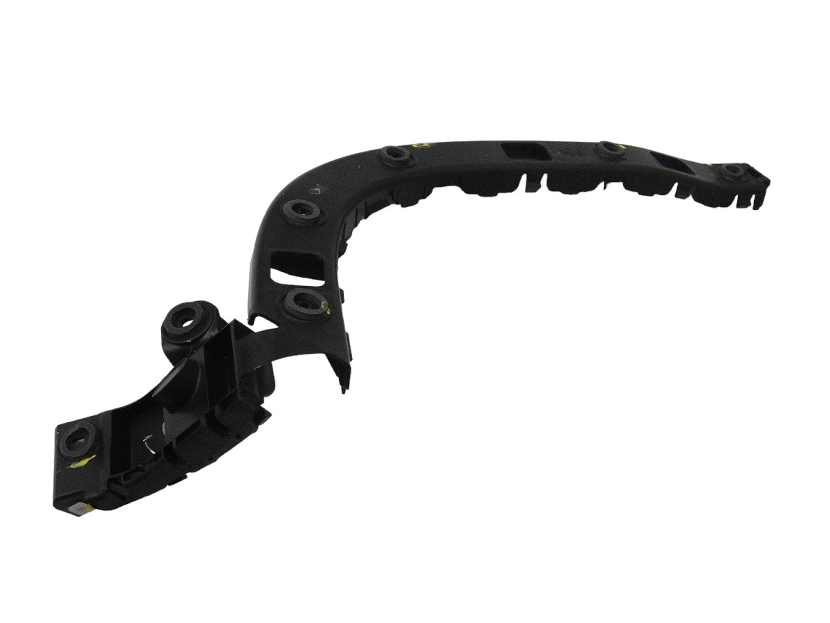 GUIA PARAGOLPE TRASERO DERECHO CHEVROLET MONTANA 2012/