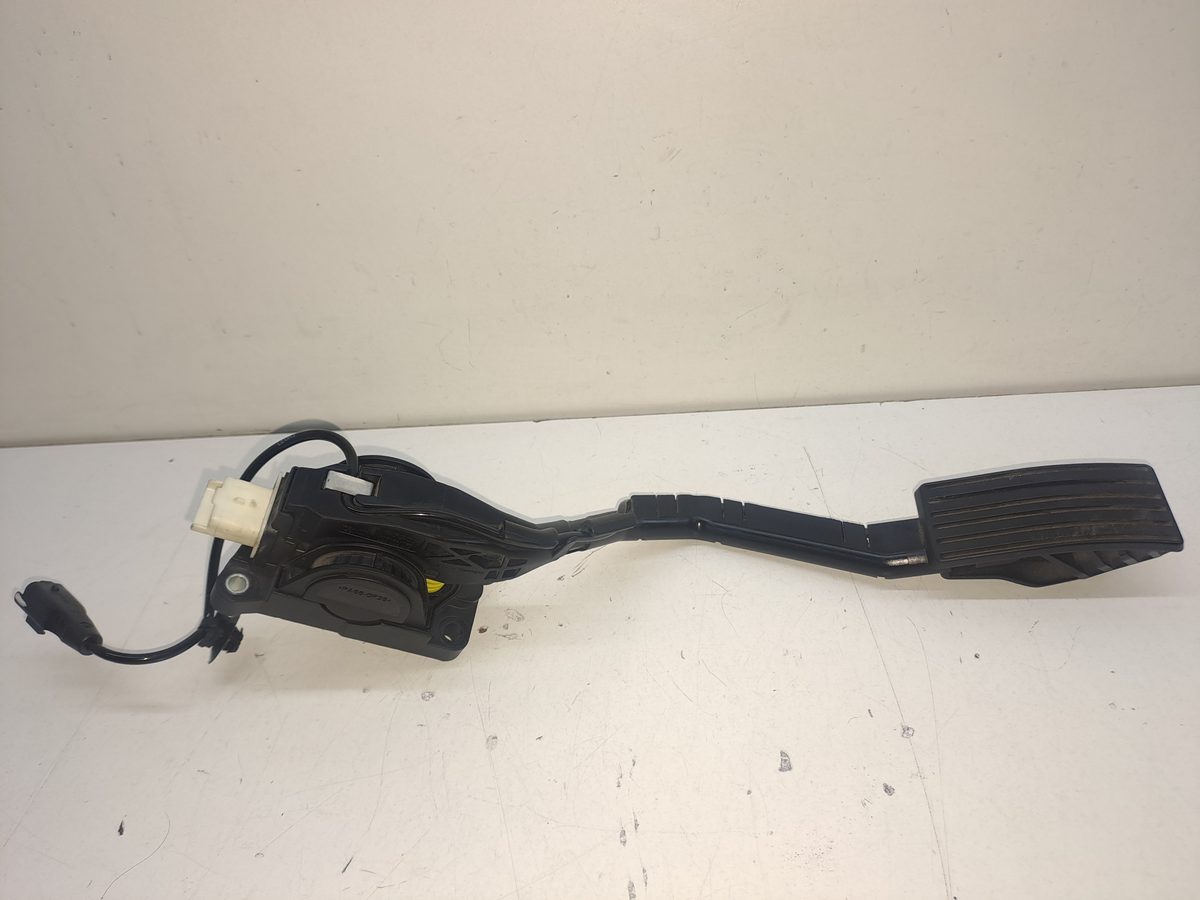 Acelerador Electronico Peugeot 407 2004-2011 Sport 2.0L 103kW 9650341780