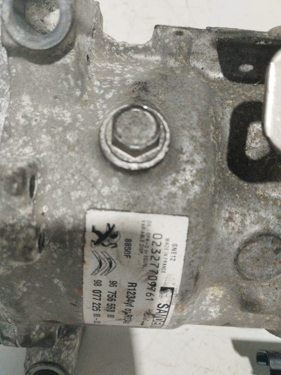 Compresor Aire Acondicionado Peugeot 208 2012-2019 Active 1.2L 60kW 9675655880