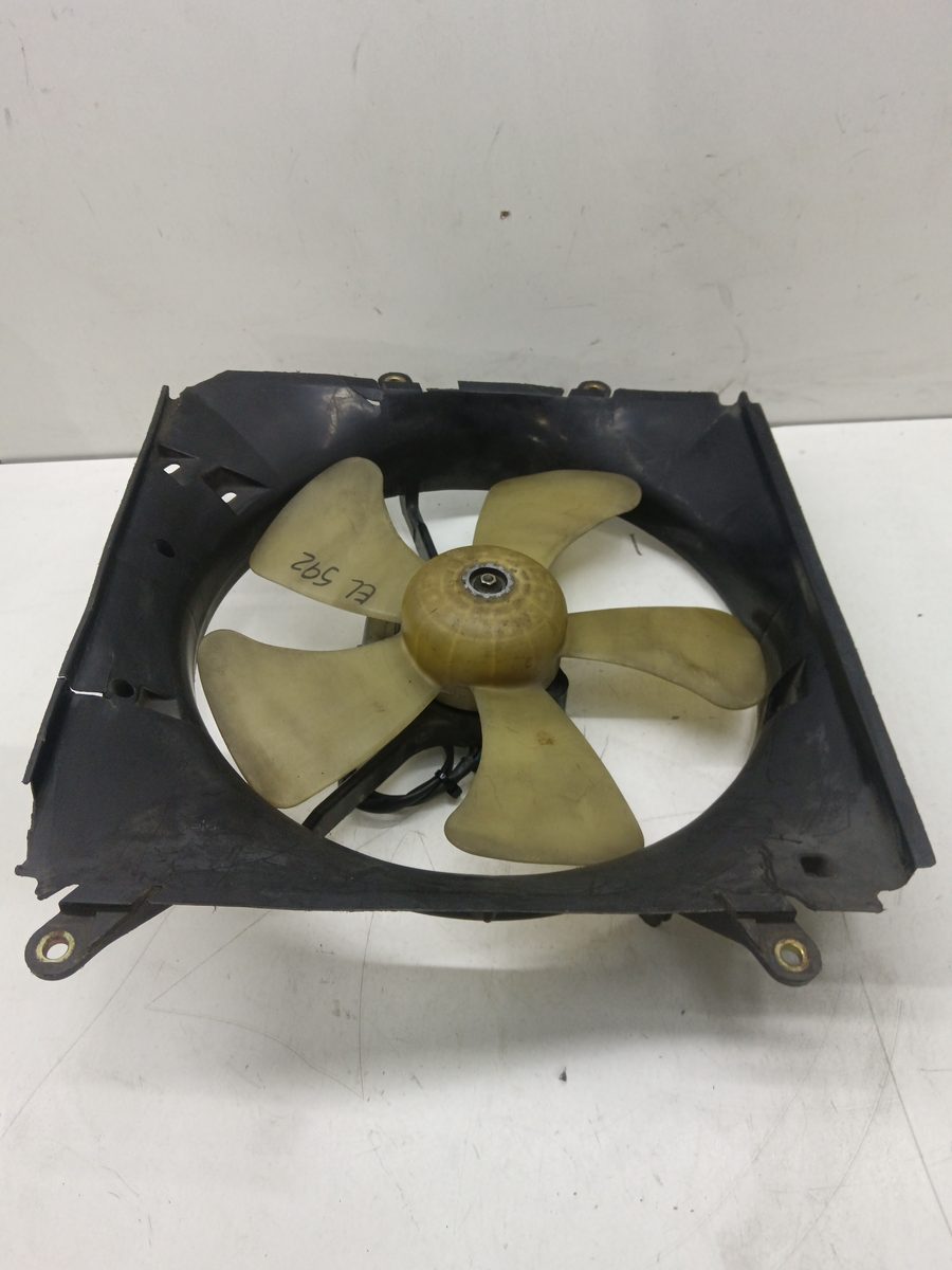 Electroventilador Toyota Corolla (E11) 1997-2000 1.3 Linea Terra Sport (5-ptas.) 1.4L 63kW