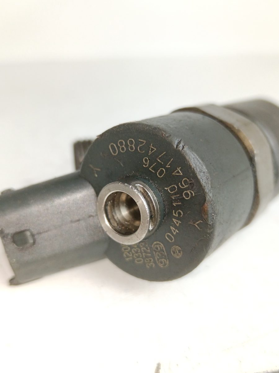 Inyector Citroën C4 Berlina 2004-2011 2.0 HDi CAT (RHR / DW10BTED4) 2.0L 100kW 0445110076
