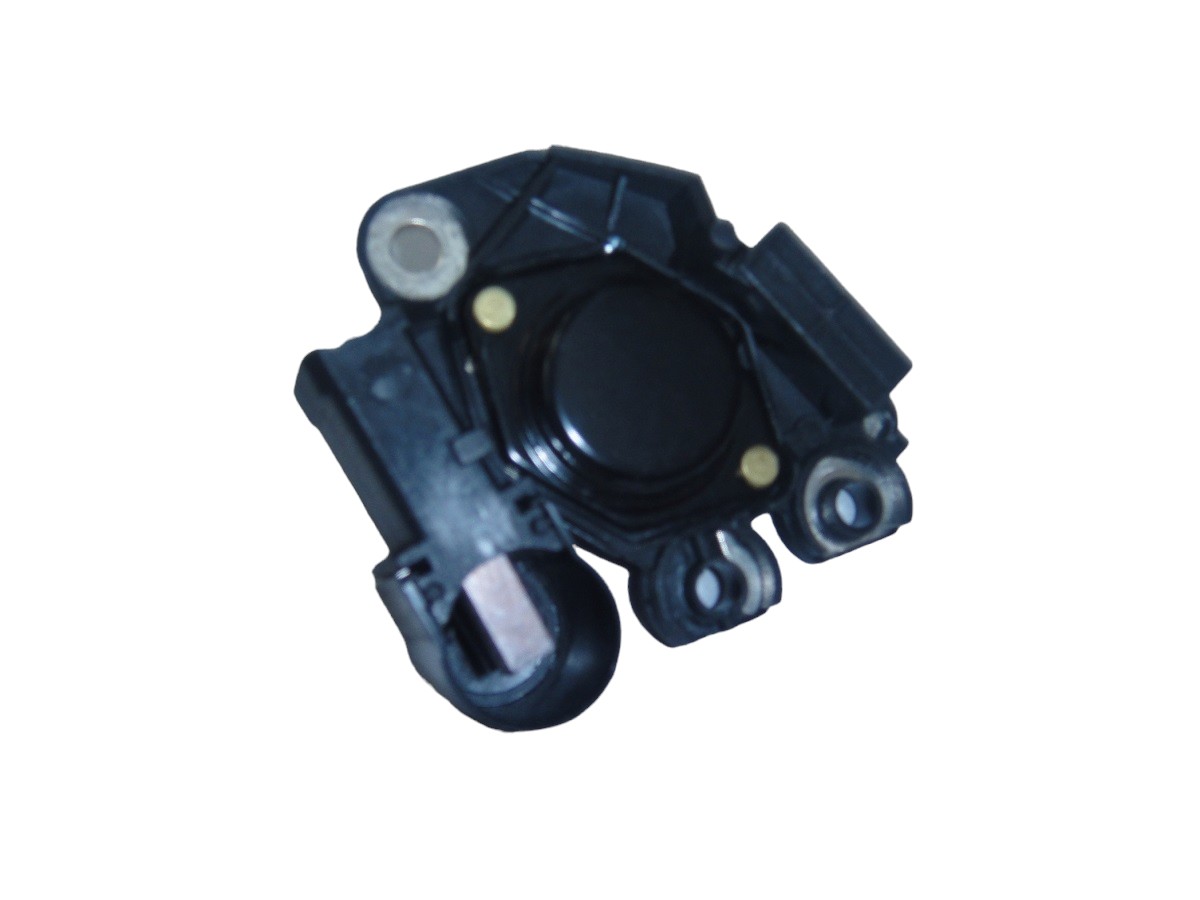 REGULADOR VOLTAJE CHEVROLET S10 2.8 MWM 01/2011 C/CARBONES