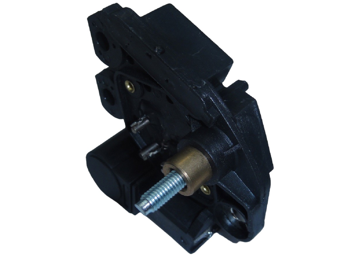 REGULADOR VOLTAJE CHEVROLET S10 2.8 MWM 01/2011 C/CARBONES