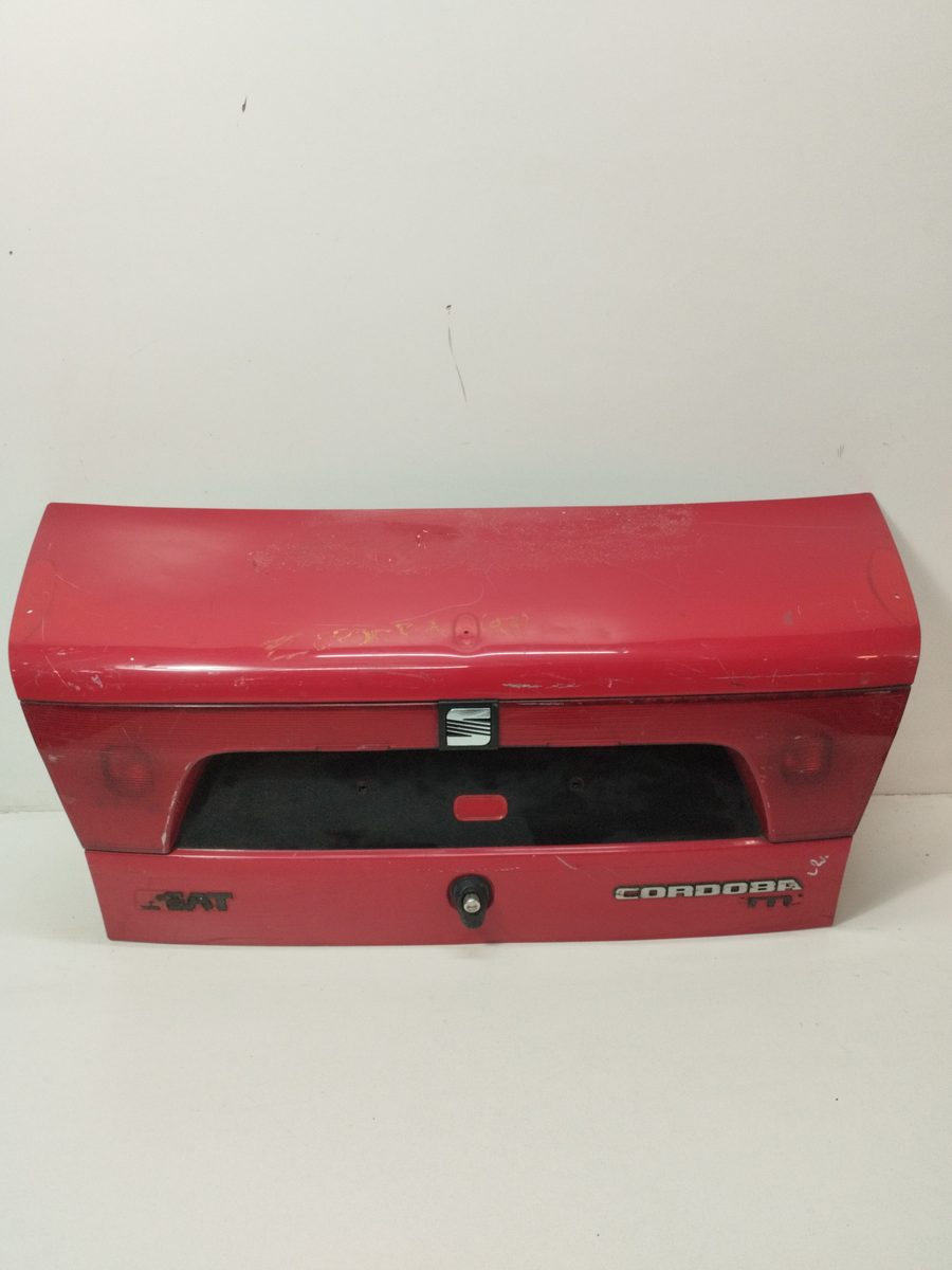 Tapa Baul SEAT Cordoba Berlina (6K2) 1993-1999 GLX