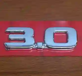 Emblema de puerta lateral