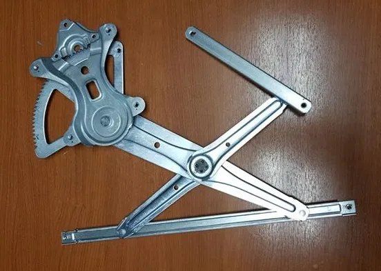LEVANTACRIS DEL DER TOYOTA COROLLA 03 (EL-S/MOT)