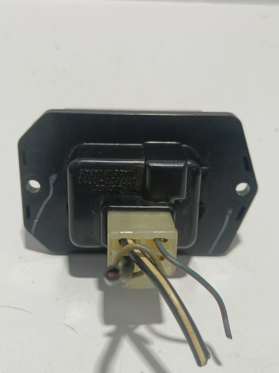 Resistencia Calefaccion Toyota Yaris (NCP1/NLP1/SCP1) 1999-2005 1.0 Linea Luna 778000710