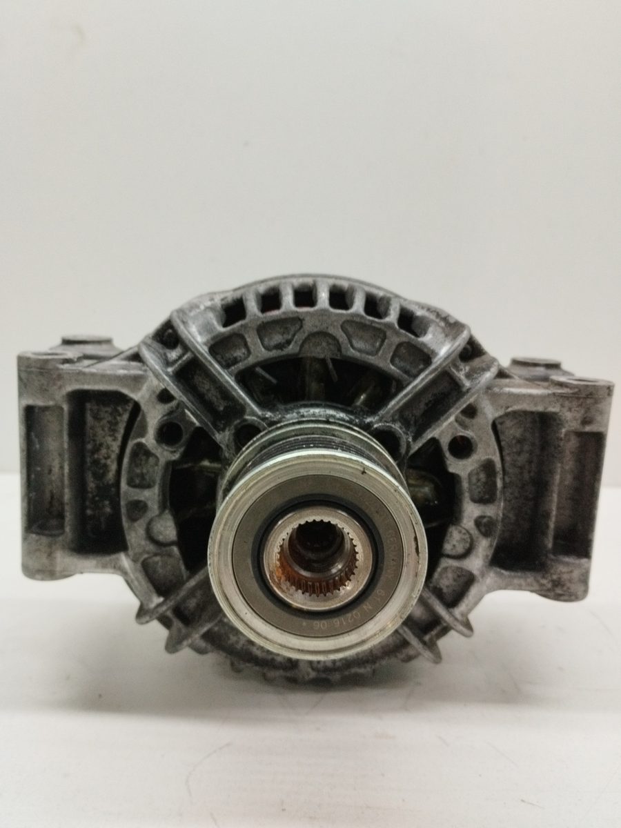 Alternador Mercedes-Benz Vito (W638) Caja Cerrada 1996-2003 A01215422020