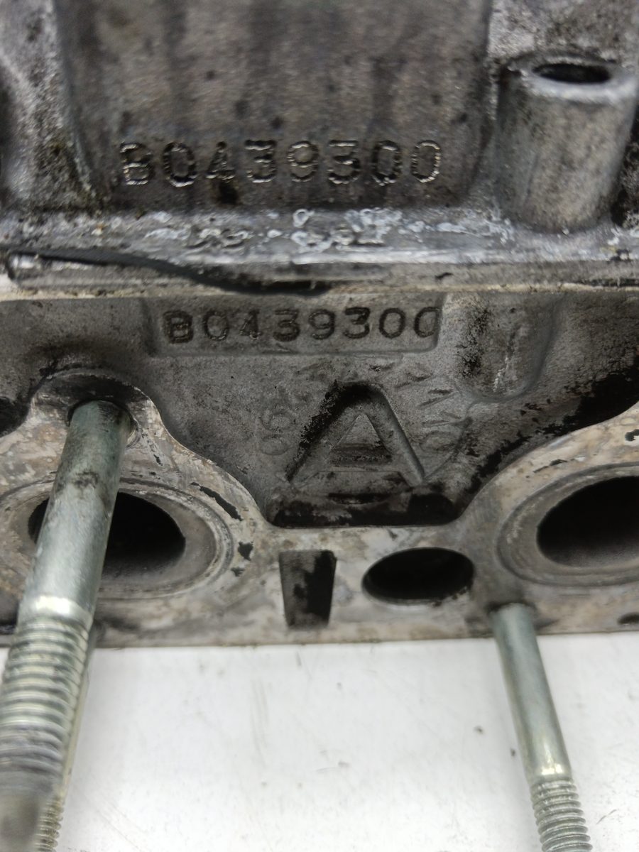 Tapa De Cilindros Peugeot 206 Berlina 1998-2010 XT 1.4L 50kW 96434477110