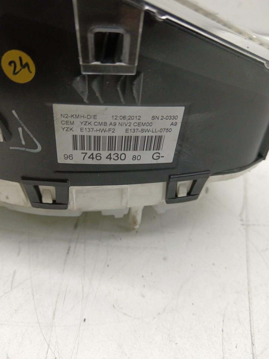 Tablero de Instrumentos Peugeot 208 2012-2019 Active 1.6L 68kW 9674643080