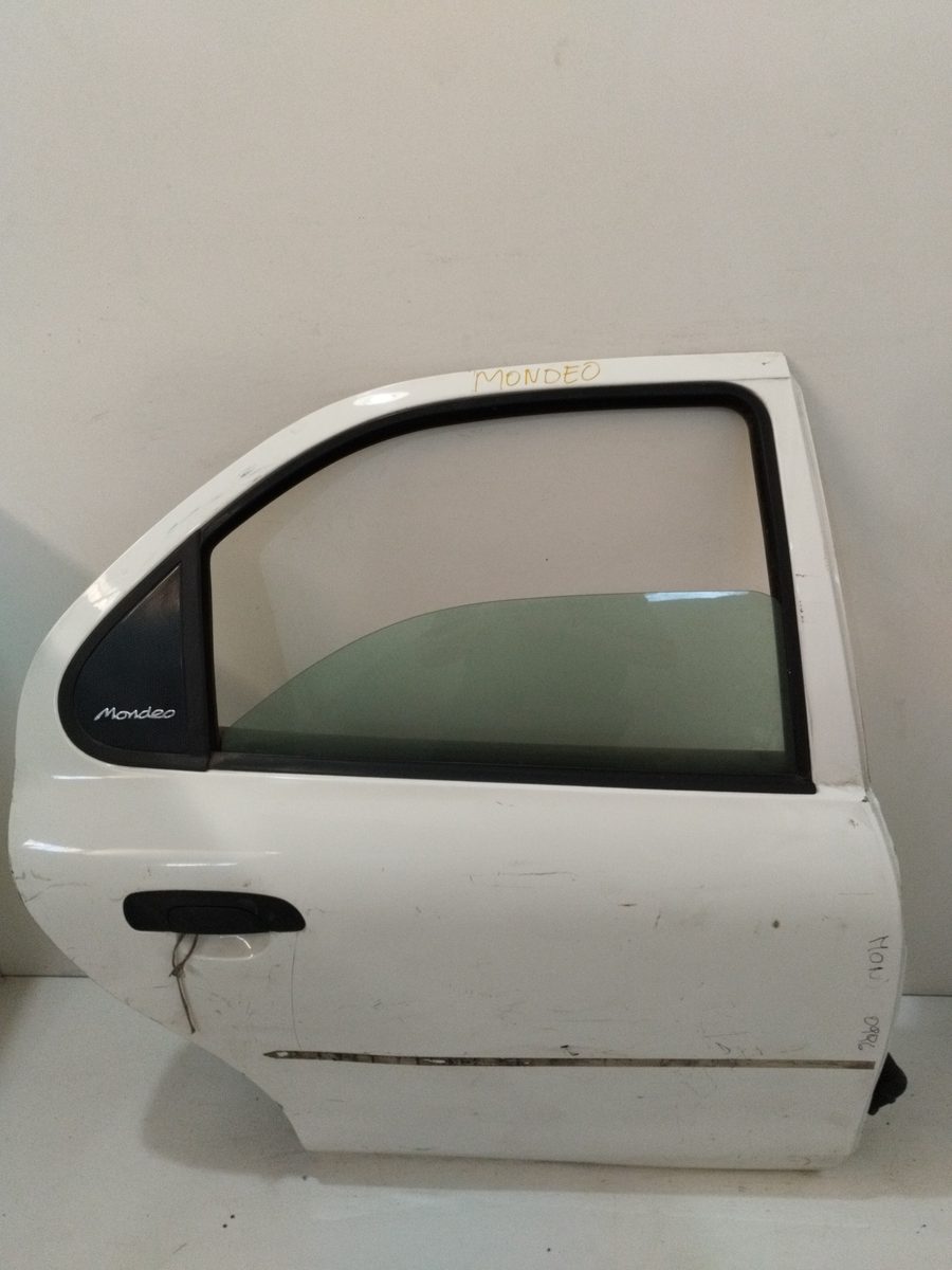 Puerta Trasera Derecha Ford Mondeo Berlina (GD) 1996-2001 Ambiente