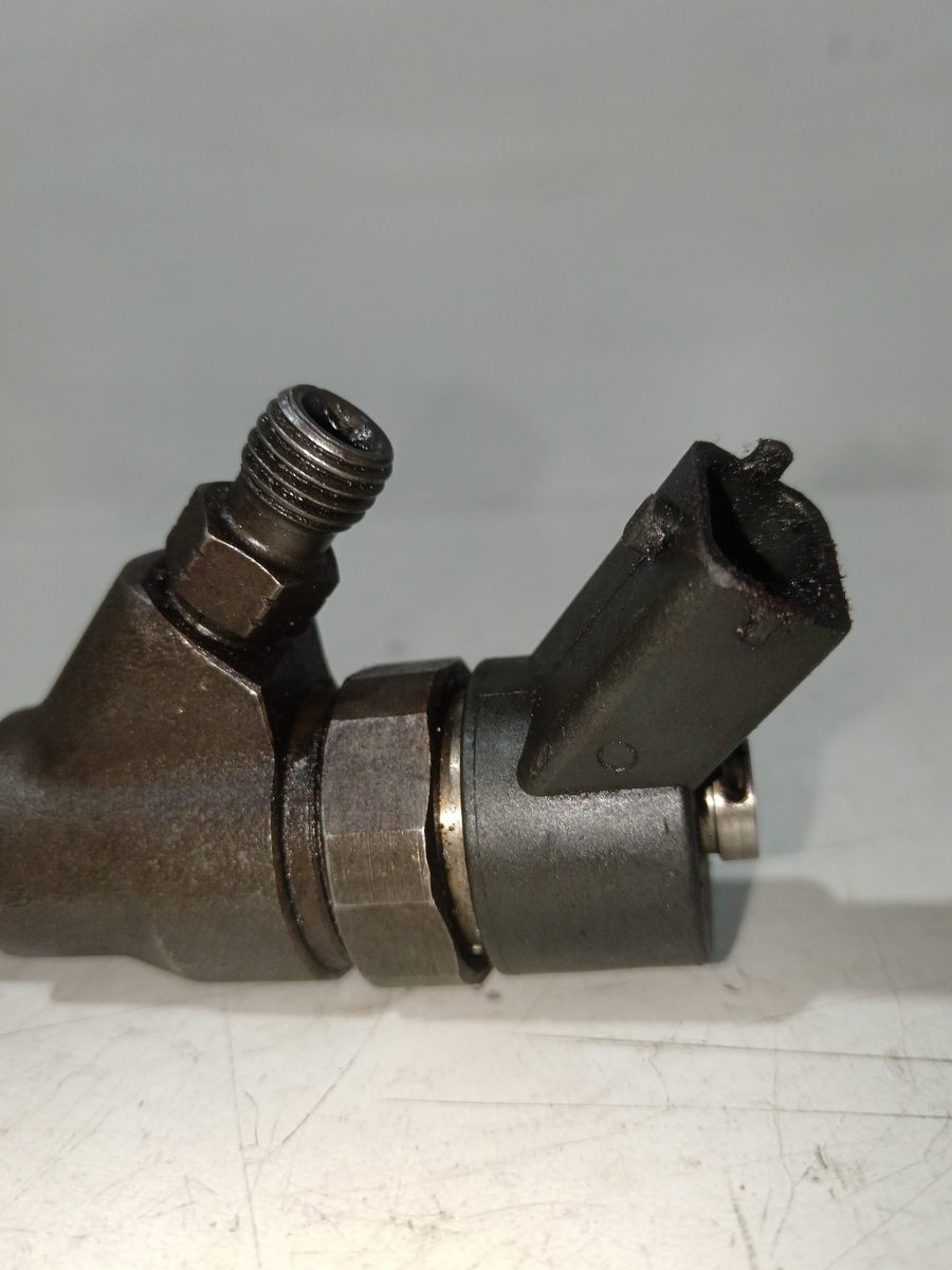 Inyector Fiat Scudo (222) desde 1995 2.0 JTD CAT 2.0L 80kW 0445110008
