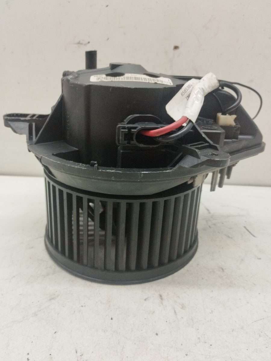 Motor Calefaccion Citroën Xsara Berlina 1997-2005 1.9D Seduction 1.9L 51kW F658267S8829