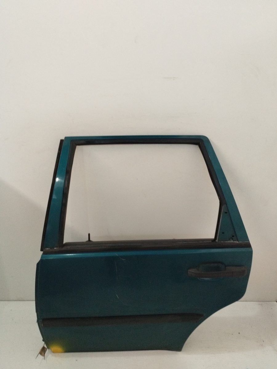 Puerta Trasera Izquierda Volvo Serie 460 1989-1997 Turbodiesel